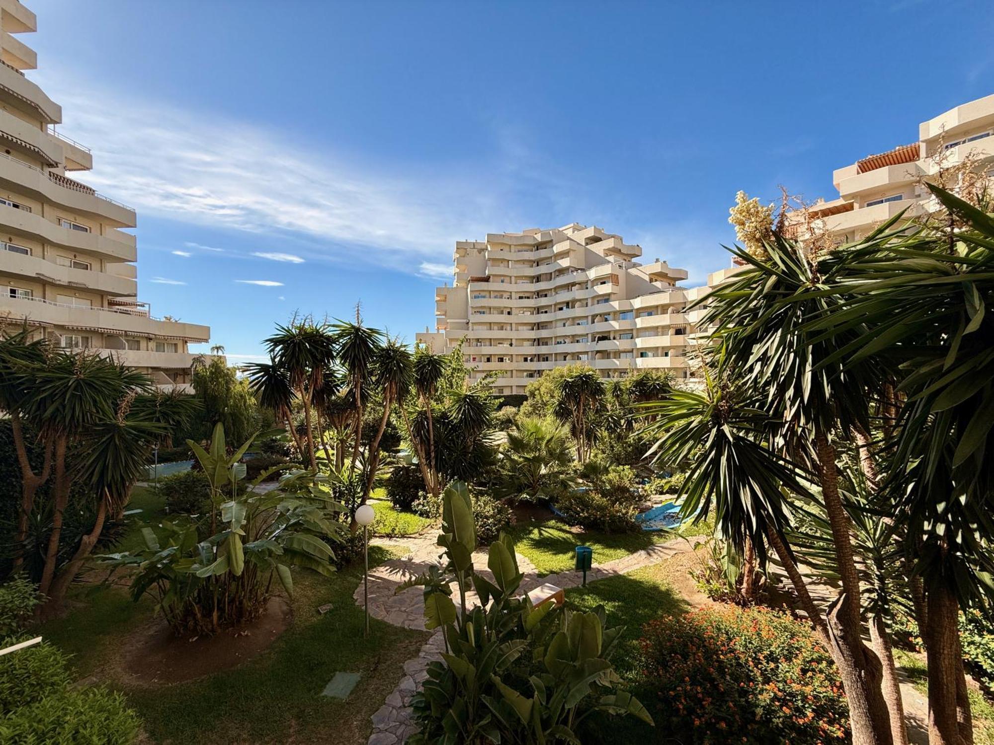 Kingfisher Apartments Benal Beach 베날마데나코스타 외부 사진