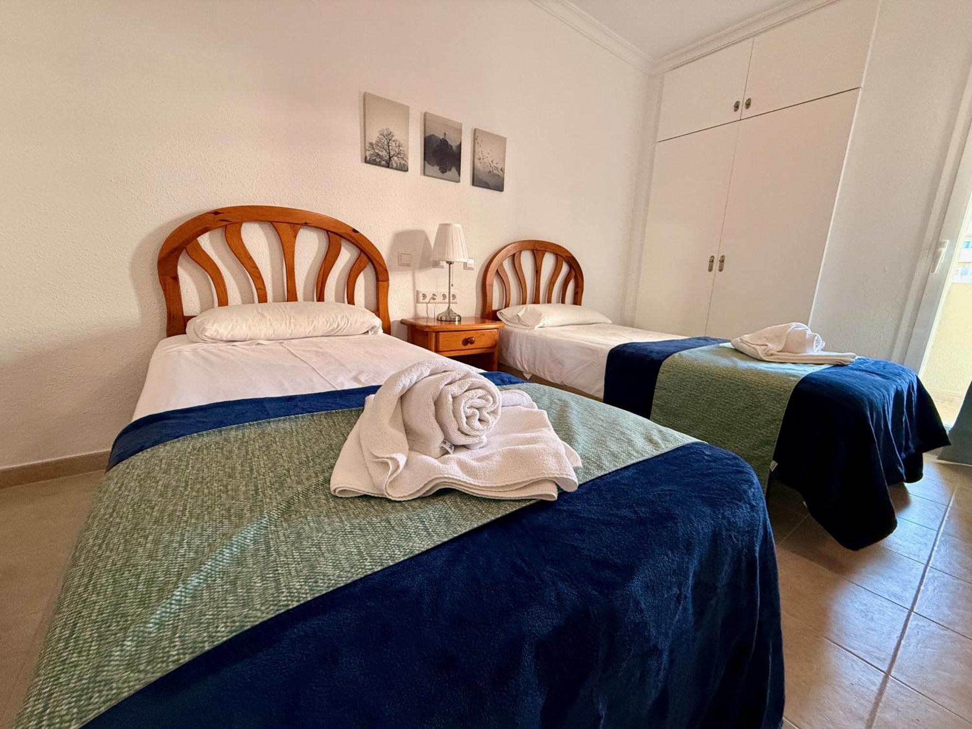 Kingfisher Apartments Benal Beach 베날마데나코스타 외부 사진