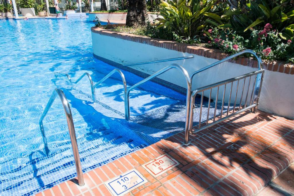 Kingfisher Apartments Benal Beach 베날마데나코스타 외부 사진