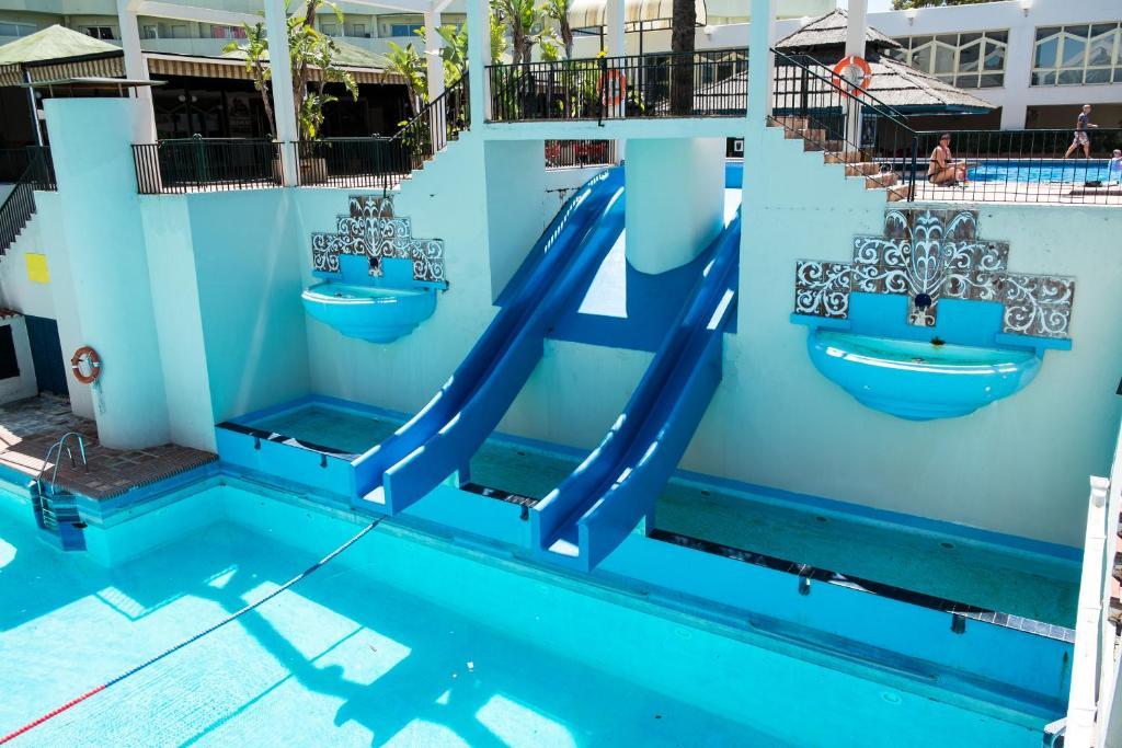 Kingfisher Apartments Benal Beach 베날마데나코스타 외부 사진